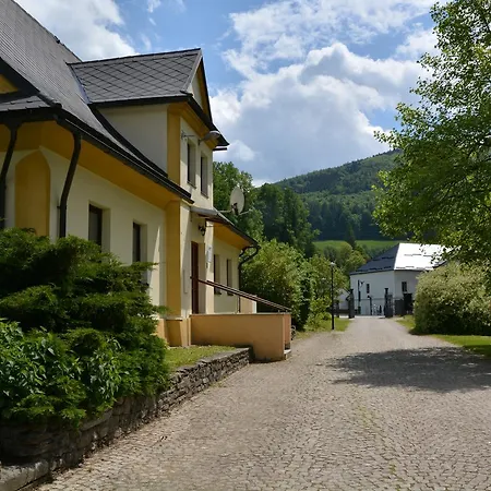Hostel Loucna Nad Desnou